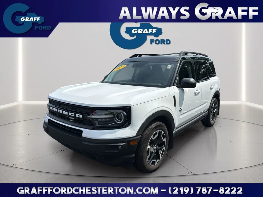 White 2023 Ford Bronco Sport Outer Banks for sale in Chesterton, IN