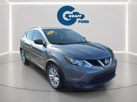 More photos of 2017 Nissan Rogue Sport SV at Graff Ford of Chesterton, IN