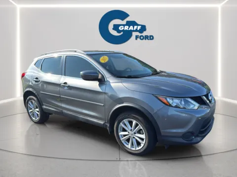 More photos of 2017 Nissan Rogue Sport SV at Graff Ford of Chesterton, IN