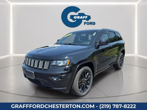 Black 2021 Jeep Grand Cherokee Laredo X for sale in Chesterton, IN