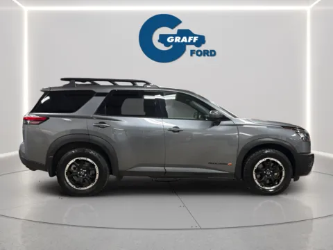 More photos of 2024 Nissan Pathfinder Rock Creek at Graff Ford of Chesterton, IN