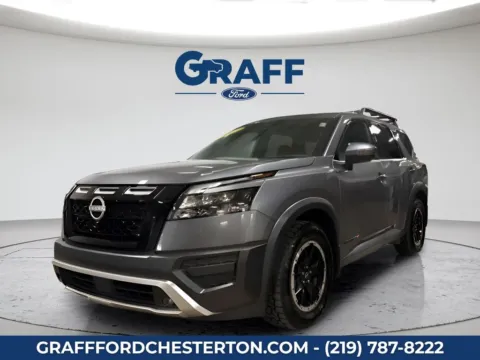Gray 2024 Nissan Pathfinder Rock Creek for sale in Chesterton, IN