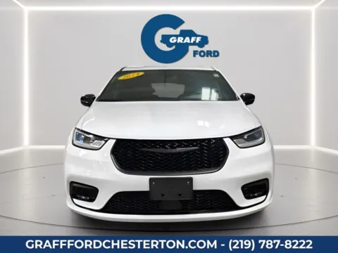 Photos of 2024 Chrysler Pacifica Hybrid Select S Appearance for sale in Chesterton, IN at Graff Ford of Chesterton