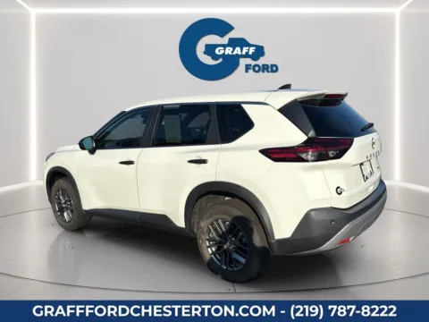 More photos of 2023 Nissan Rogue S at Graff Ford of Chesterton, IN