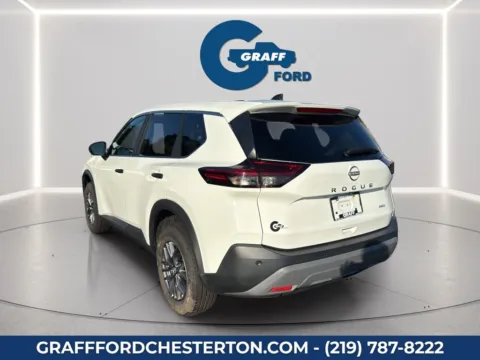 More photos of 2023 Nissan Rogue S at Graff Ford of Chesterton, IN