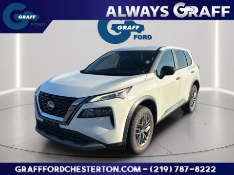 White 2023 Nissan Rogue S for sale in Chesterton, IN