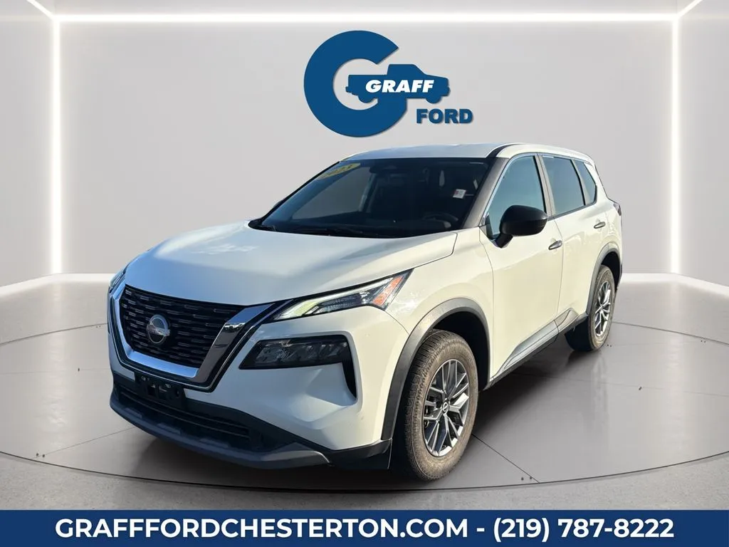 White 2023 Nissan Rogue S for sale in Chesterton, IN