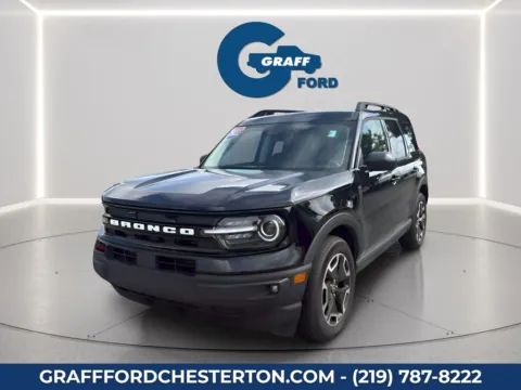 Black 2023 Ford Bronco Sport Outer Banks for sale in Chesterton, IN