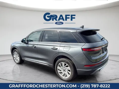 More photos of 2024 Lincoln Corsair Premiere at Graff Ford of Chesterton, IN