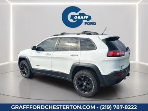 More photos of 2015 Jeep Cherokee Trailhawk at Graff Ford of Chesterton, IN