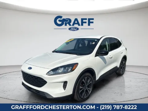 White 2021 Ford Escape SE for sale in Chesterton, IN