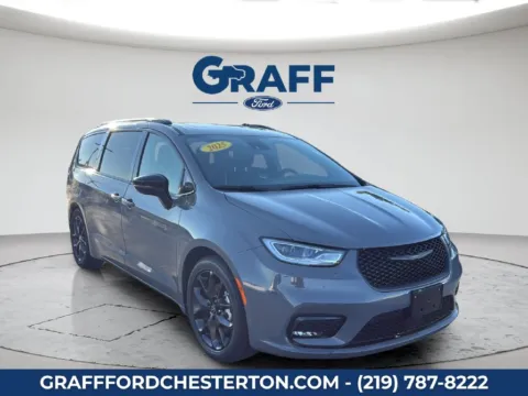Another view of 2025 Chrysler Pacifica Limited for sale in Chesterton, IN at Graff Ford of Chesterton