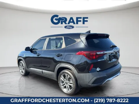 More photos of 2021 Kia Seltos LX at Graff Ford of Chesterton, IN