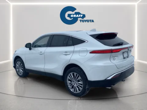 More photos of 2024 Toyota Venza Limited at Graff Toyota, IN