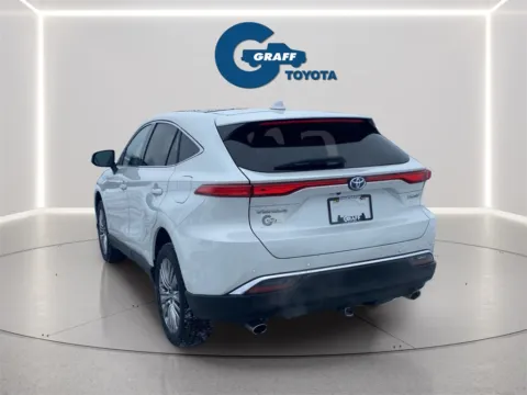 More photos of 2024 Toyota Venza Limited at Graff Toyota, IN