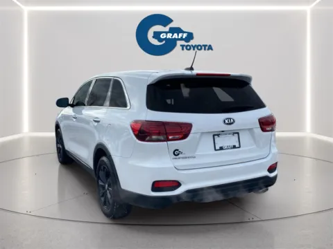 More photos of 2020 Kia Sorento LX at Graff Toyota, IN