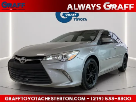 Silver 2016 Toyota Camry XLE for sale in Burns Harbor, IN