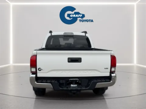 More photos of 2018 Toyota Tacoma TRD Off-Road at Graff Toyota, IN