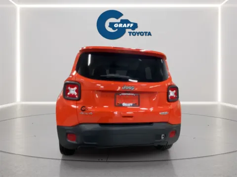 More photos of 2021 Jeep Renegade Latitude at Graff Toyota, IN