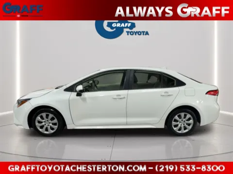 White 2022 Toyota Corolla LE for sale in Burns Harbor, IN