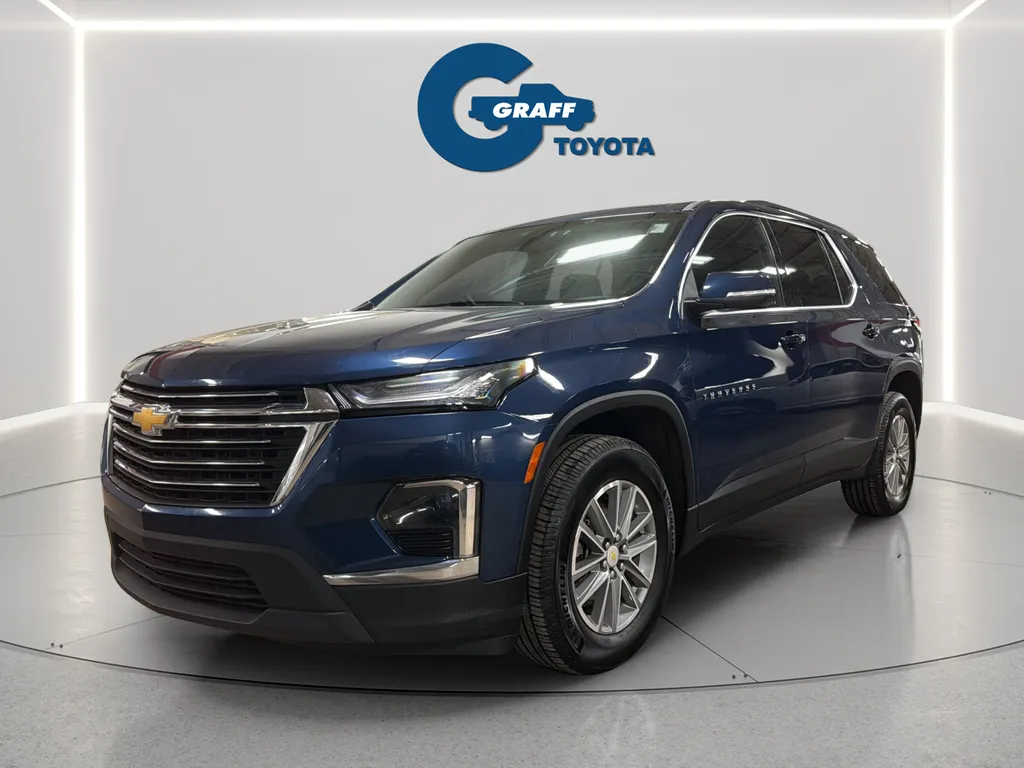 Blue 2023 Chevrolet Traverse LT for sale in Burns Harbor, IN