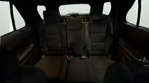 More photos of 2014 Ford Explorer XLT at Graff Toyota, IN