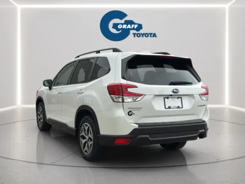 More photos of 2021 Subaru Forester Premium at Graff Toyota, IN