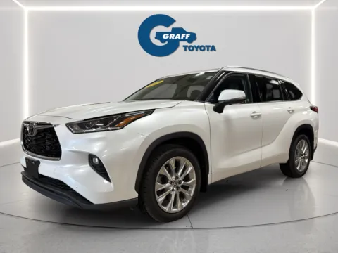 Unknown 2023 Toyota Highlander Limited for sale in Burns Harbor, IN