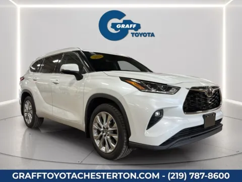 More photos of 2023 Toyota Highlander Limited at Graff Toyota, IN