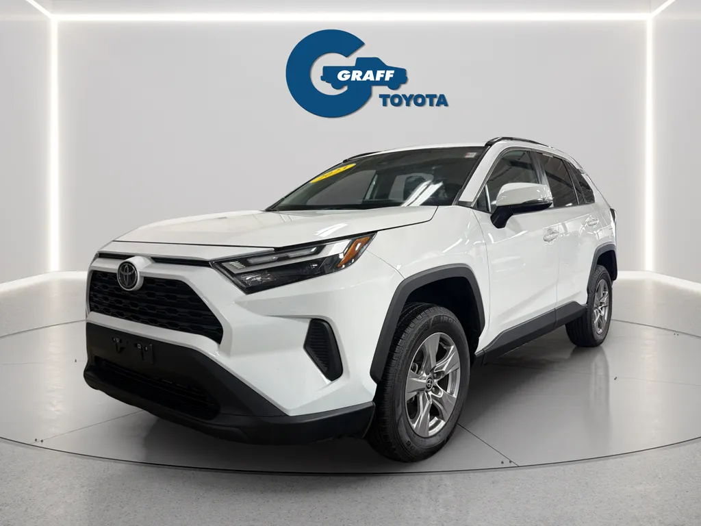 White 2023 Toyota RAV4 XLE for sale in Burns Harbor, IN
