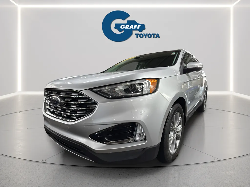Silver 2019 Ford Edge Titanium for sale in Burns Harbor, IN