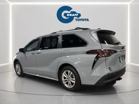 More photos of 2023 Toyota Sienna Woodland Edition at Graff Toyota, IN