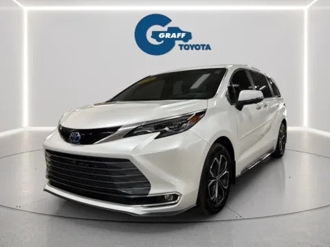 Unknown 2025 Toyota Sienna Platinum for sale in Burns Harbor, IN