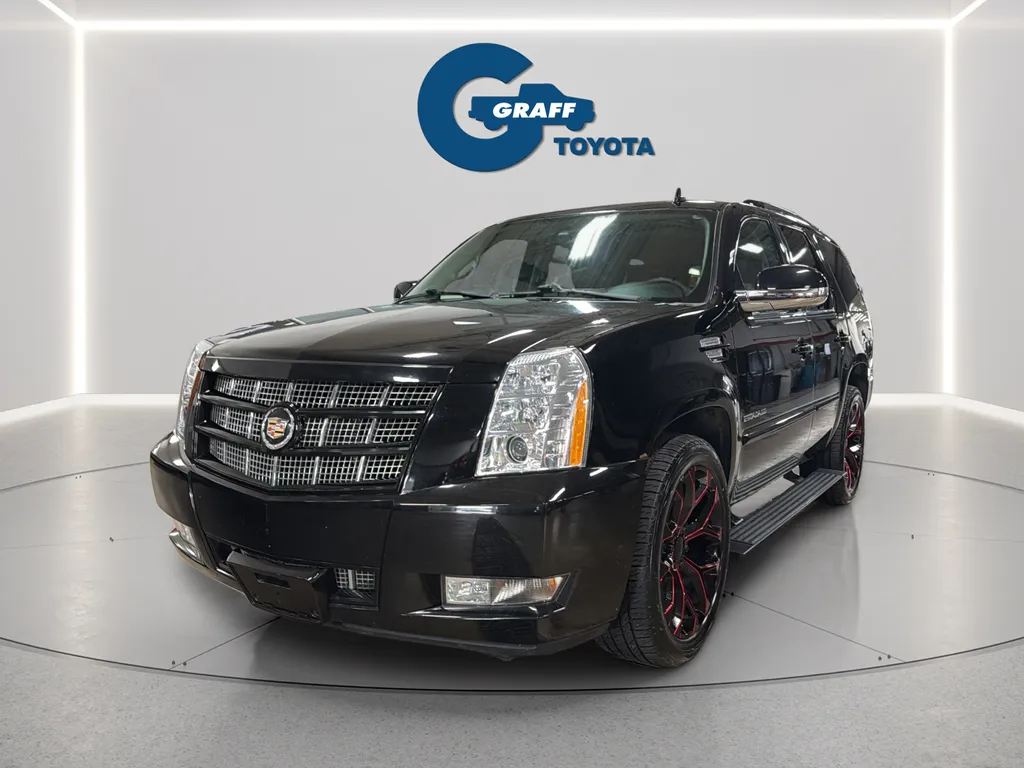 Black 2013 Cadillac Escalade Premium for sale in Burns Harbor, IN