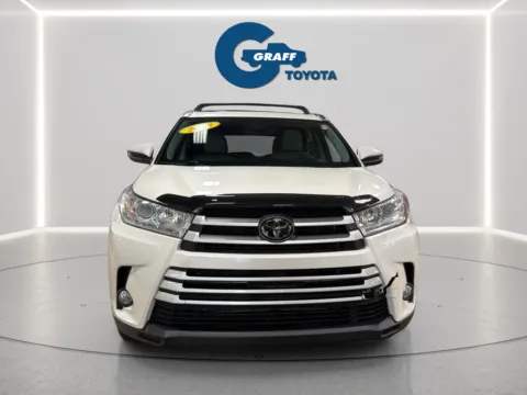 Another view of 2018 Toyota Highlander XLE for sale in Burns Harbor, IN at Graff Toyota
