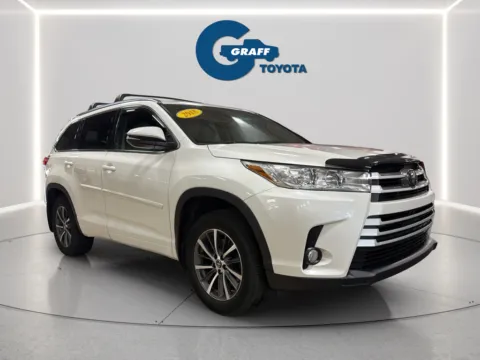 More photos of 2018 Toyota Highlander XLE at Graff Toyota, IN