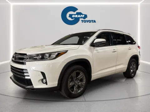 Photos of 2018 Toyota Highlander Limited Platinum for sale in Burns Harbor, IN at Graff Toyota