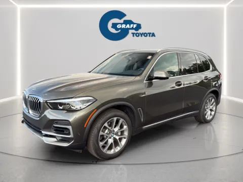 Photos of 2022 BMW X5 xDrive40i for sale in Burns Harbor, IN at Graff Toyota