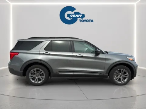 More photos of 2023 Ford Explorer XLT at Graff Toyota, IN