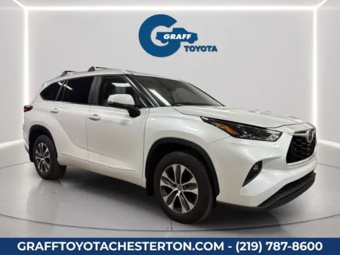 More photos of 2023 Toyota Highlander XLE at Graff Toyota, IN