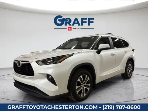 Photos of 2023 Toyota Highlander XLE for sale in Burns Harbor, IN at Graff Toyota