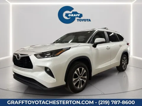 Photos of 2023 Toyota Highlander XLE for sale in Burns Harbor, IN at Graff Toyota