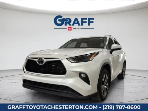 Unknown 2023 Toyota Highlander XLE for sale in Burns Harbor, IN