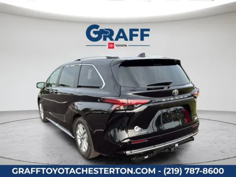 More photos of 2026 Toyota Sienna Limited at Graff Toyota, IN