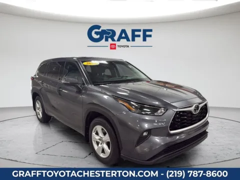 More photos of 2022 Toyota Highlander LE at Graff Toyota, IN