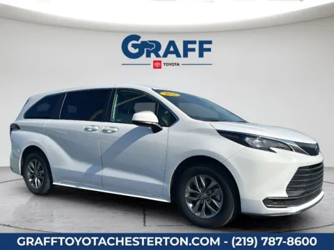 More photos of 2025 Toyota Sienna LE at Graff Toyota, IN