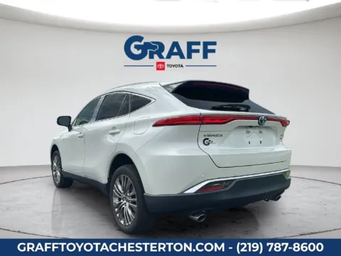 More photos of 2021 Toyota Venza Limited at Graff Toyota, IN