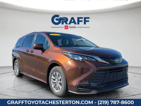 Another view of 2023 Toyota Sienna LE for sale in Burns Harbor, IN at Graff Toyota