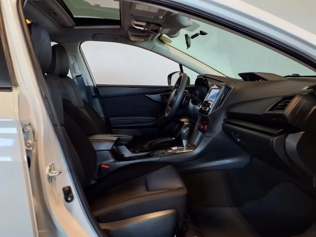 2023 Subaru Impreza Premium - Photo 11