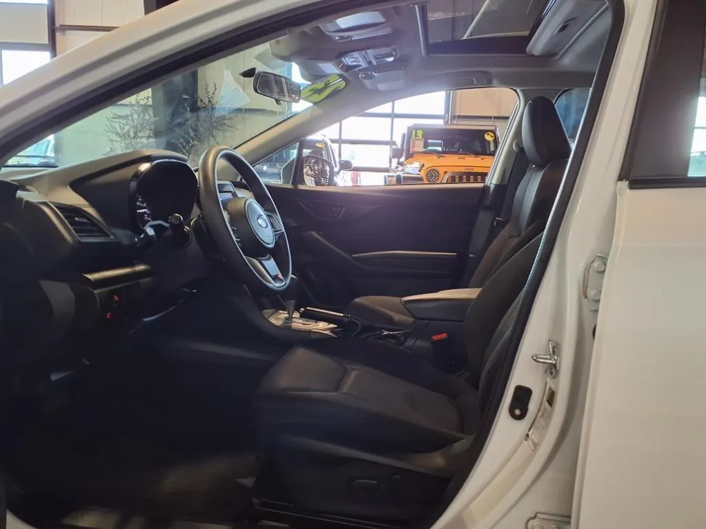 2023 Subaru Impreza Premium - Photo 18